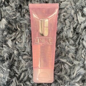Clinique Pink Micellar Gel Cleanser